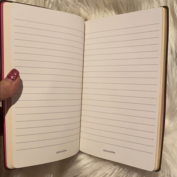 💕 Louis Vuitton 2020 Limited Edition Notebook 💕 - Picture 10 of 15
